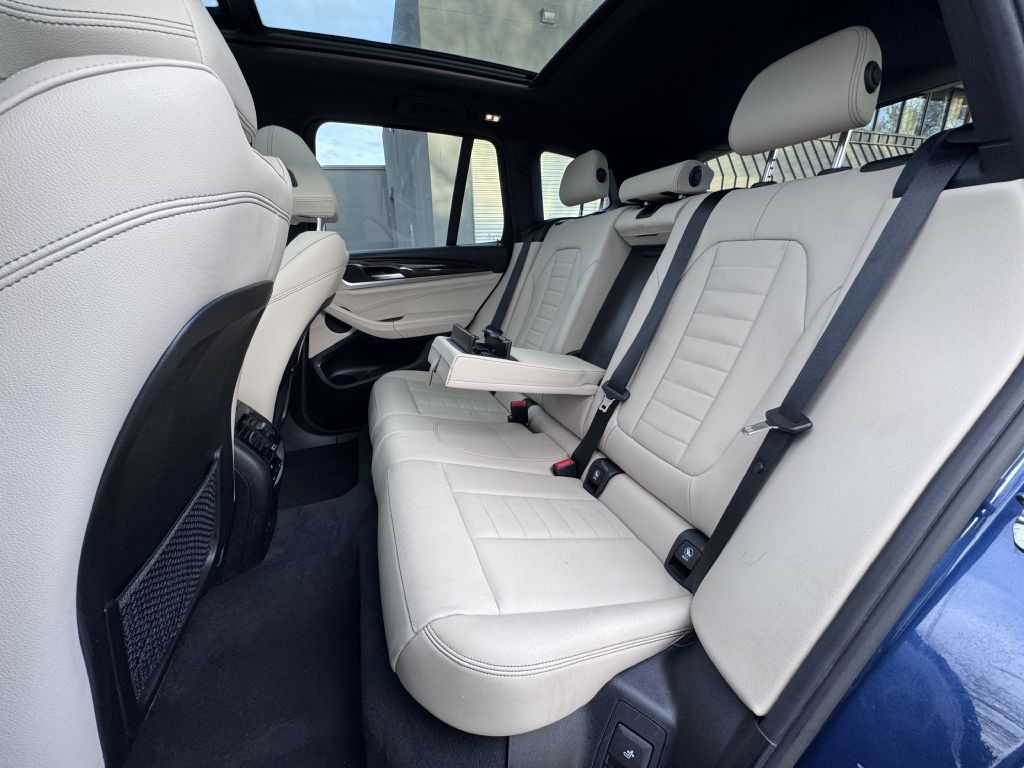 Photo 19 of this BMW X3