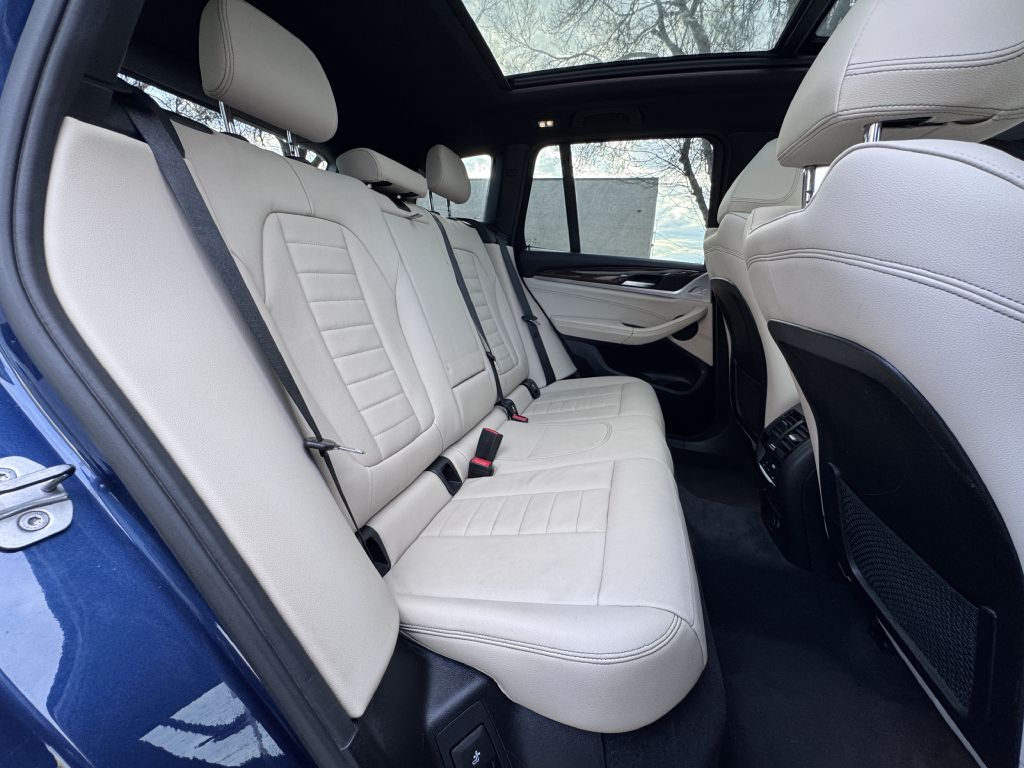 Photo 21 of this BMW X3