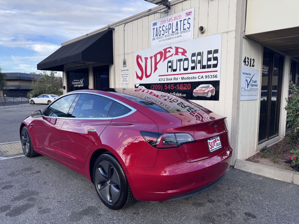 Photo 12 of this TESLA MODEL 3