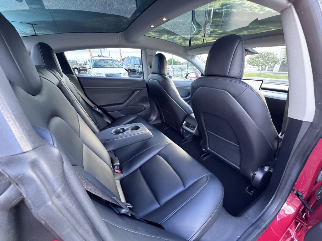 Photo 18 of this TESLA MODEL 3