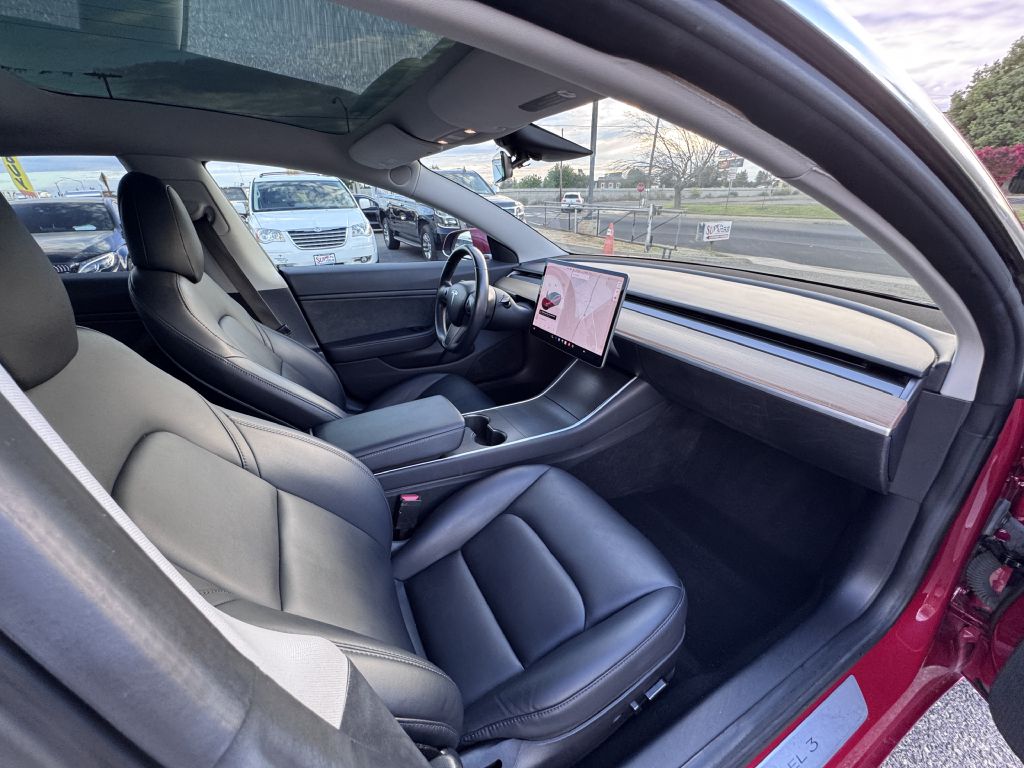 Photo 20 of this TESLA MODEL 3