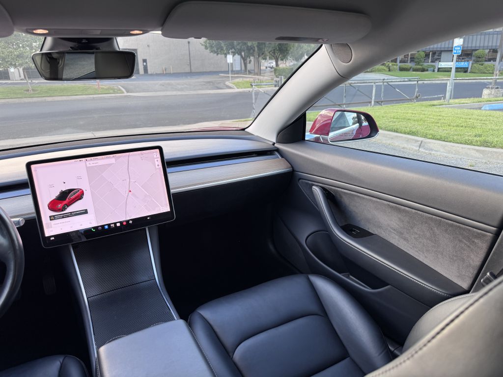 Photo 23 of this TESLA MODEL 3