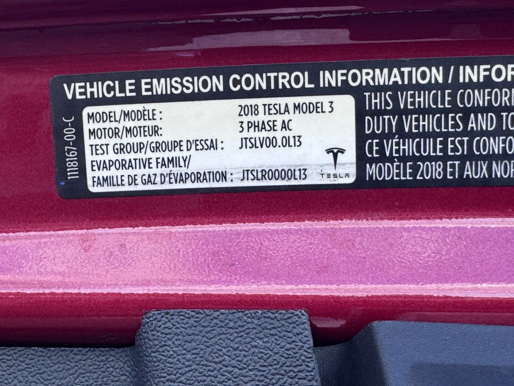 Photo 34 of this TESLA MODEL 3