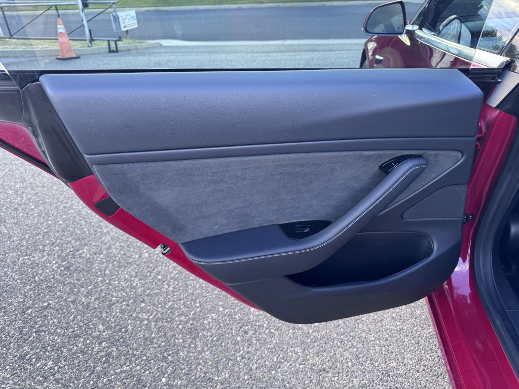 Photo 36 of this TESLA MODEL 3