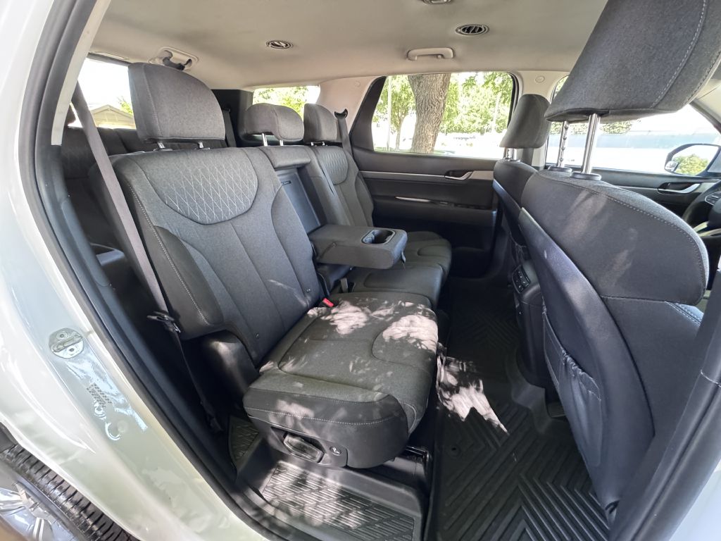 Photo 23 of this HYUNDAI PALISADE