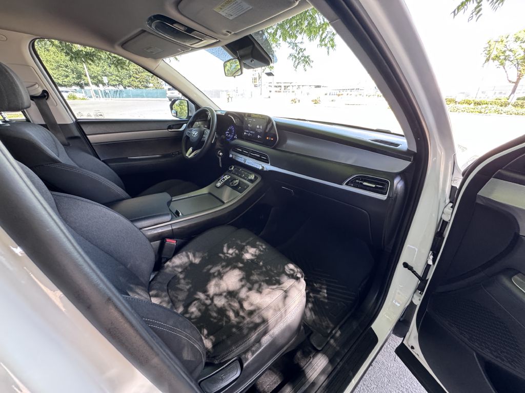 Photo 25 of this HYUNDAI PALISADE