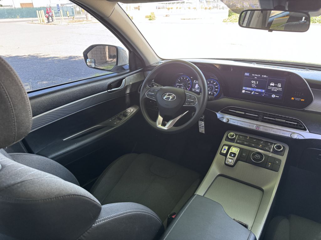 Photo 27 of this HYUNDAI PALISADE