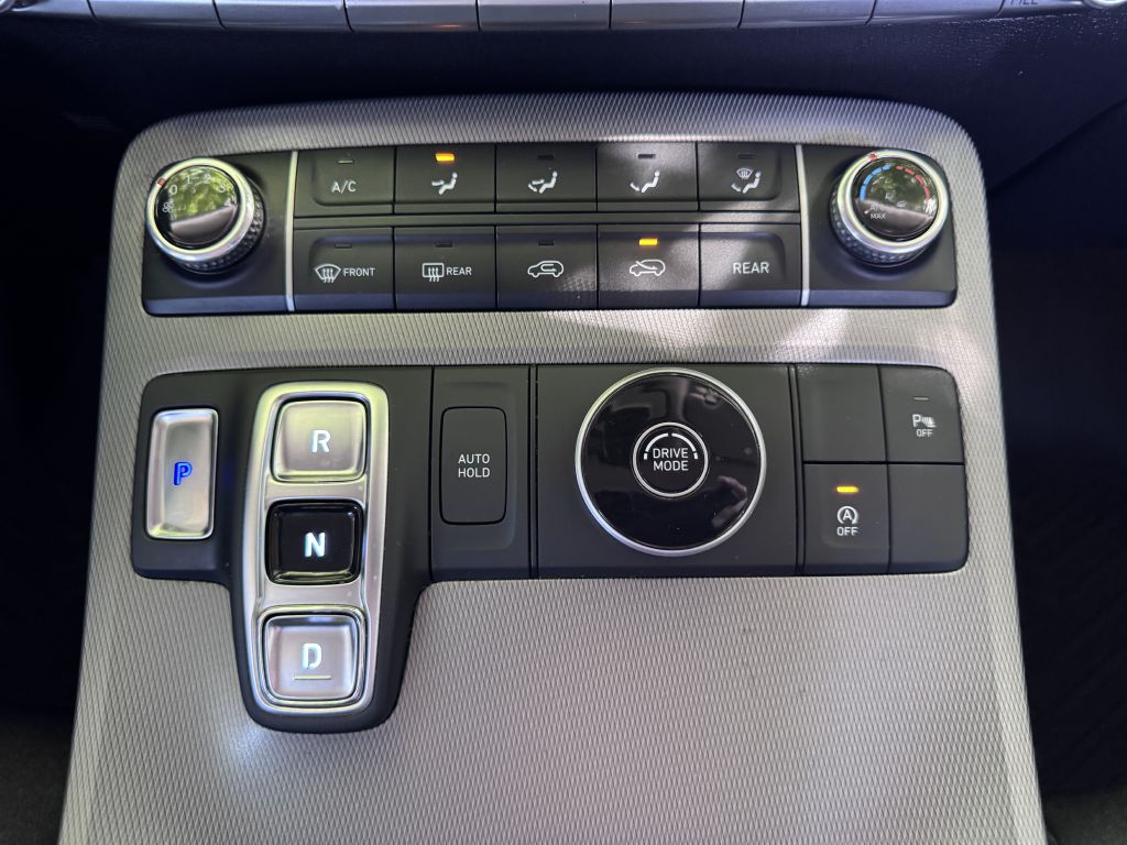 Photo 33 of this HYUNDAI PALISADE