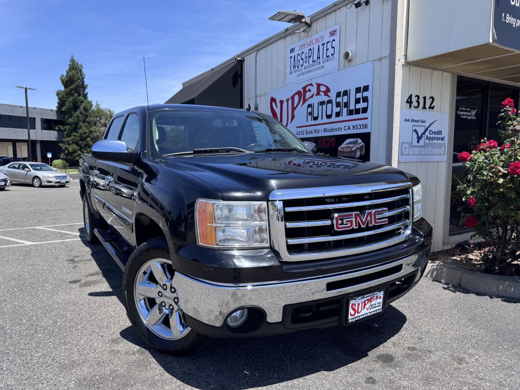 Photo 10 of this GMC SIERRA
