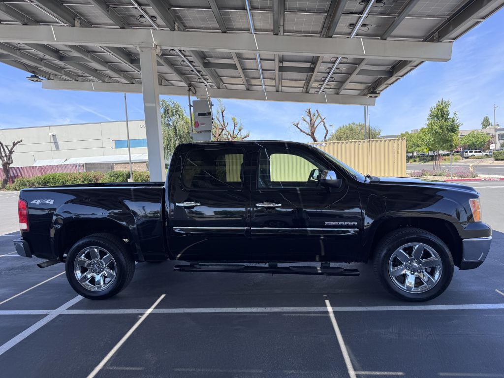 Photo 52 of this GMC SIERRA