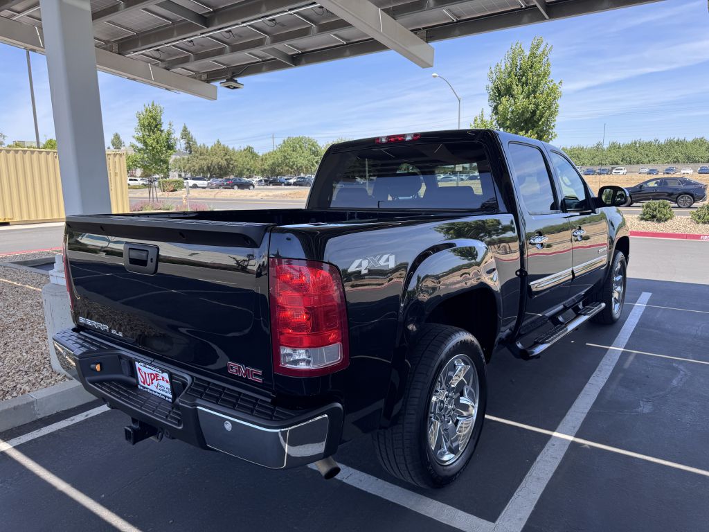 Photo 53 of this GMC SIERRA