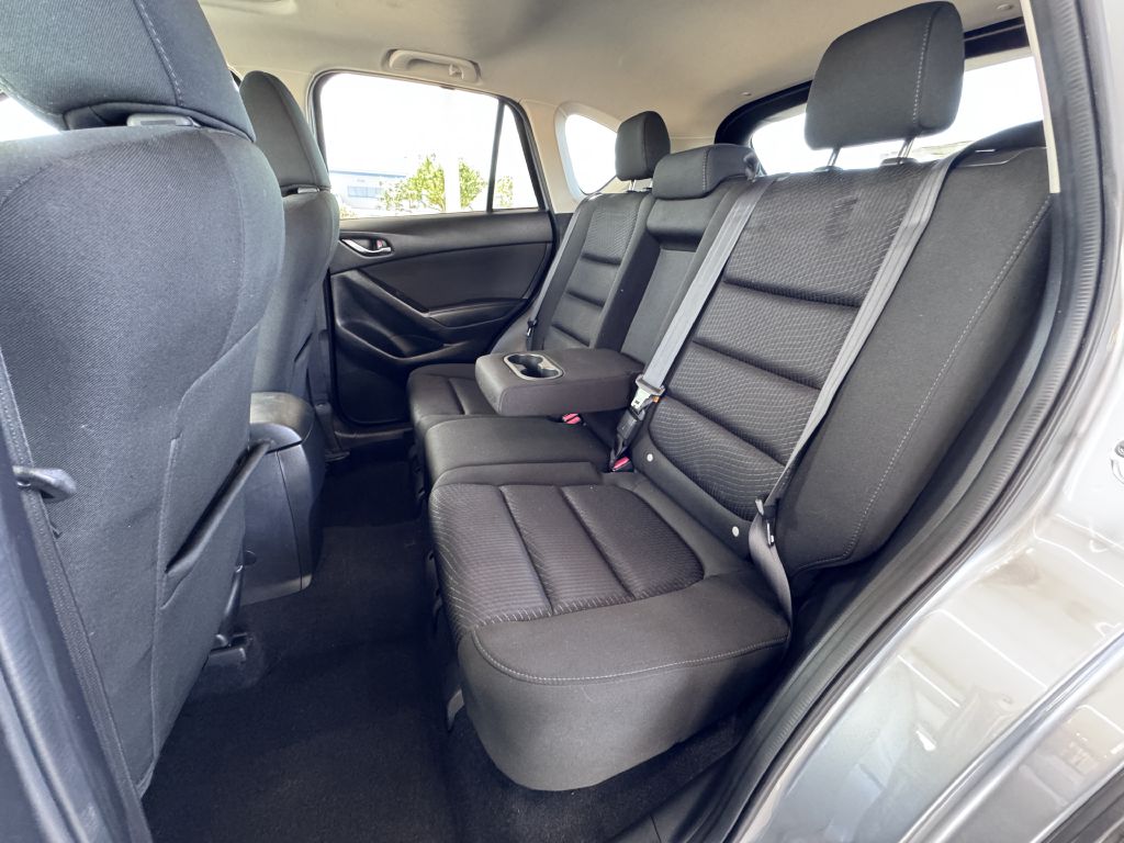 Photo 16 of this MAZDA CX-5