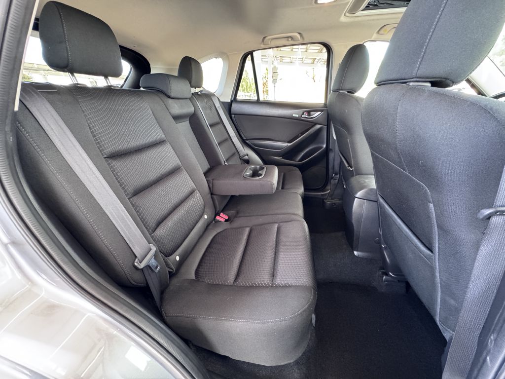 Photo 18 of this MAZDA CX-5
