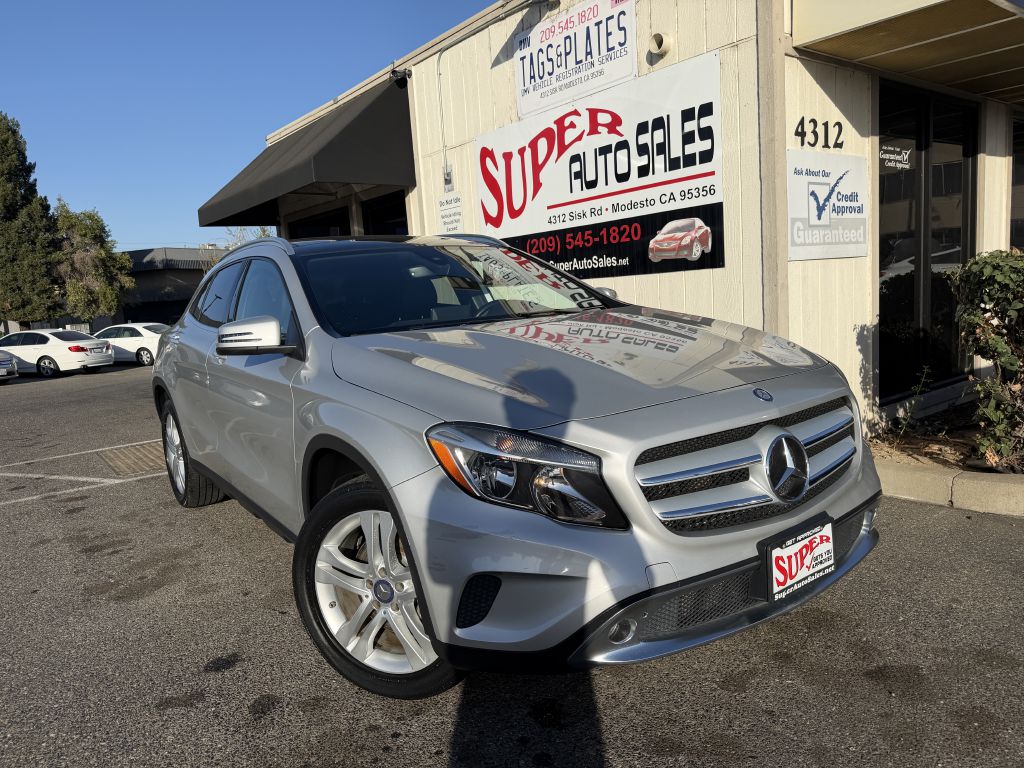 Photo 10 of this MERCEDES-BENZ GLA