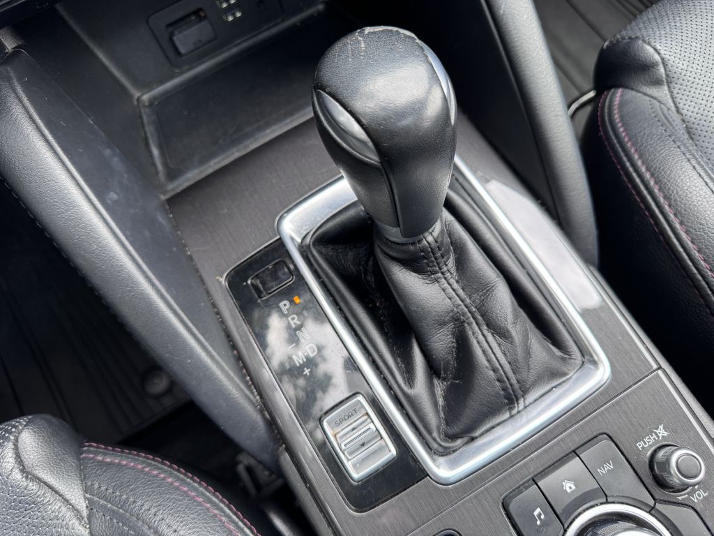 Photo 27 of this MAZDA CX-5