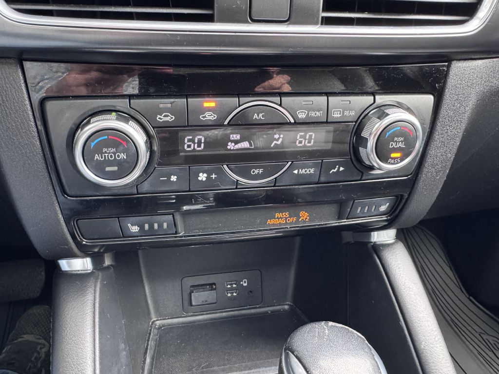Photo 28 of this MAZDA CX-5