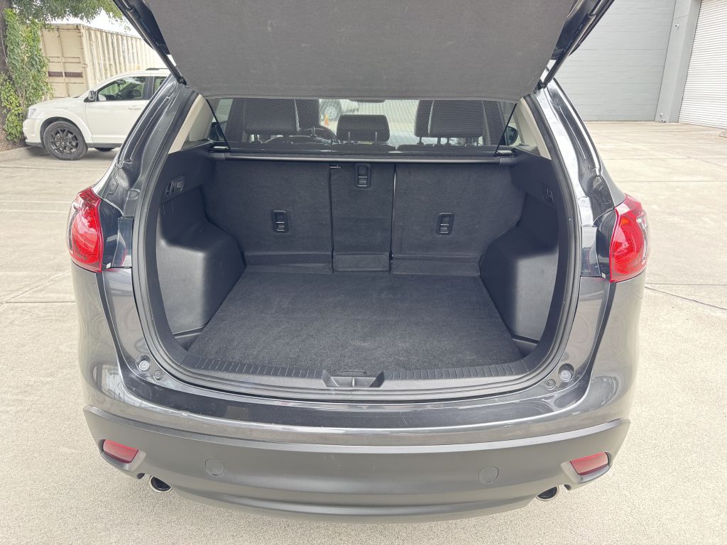 Photo 38 of this MAZDA CX-5