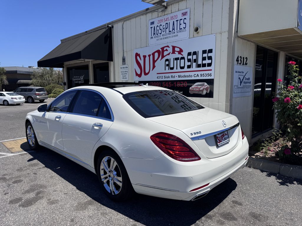 Photo 11 of this MERCEDES-BENZ S-CLASS