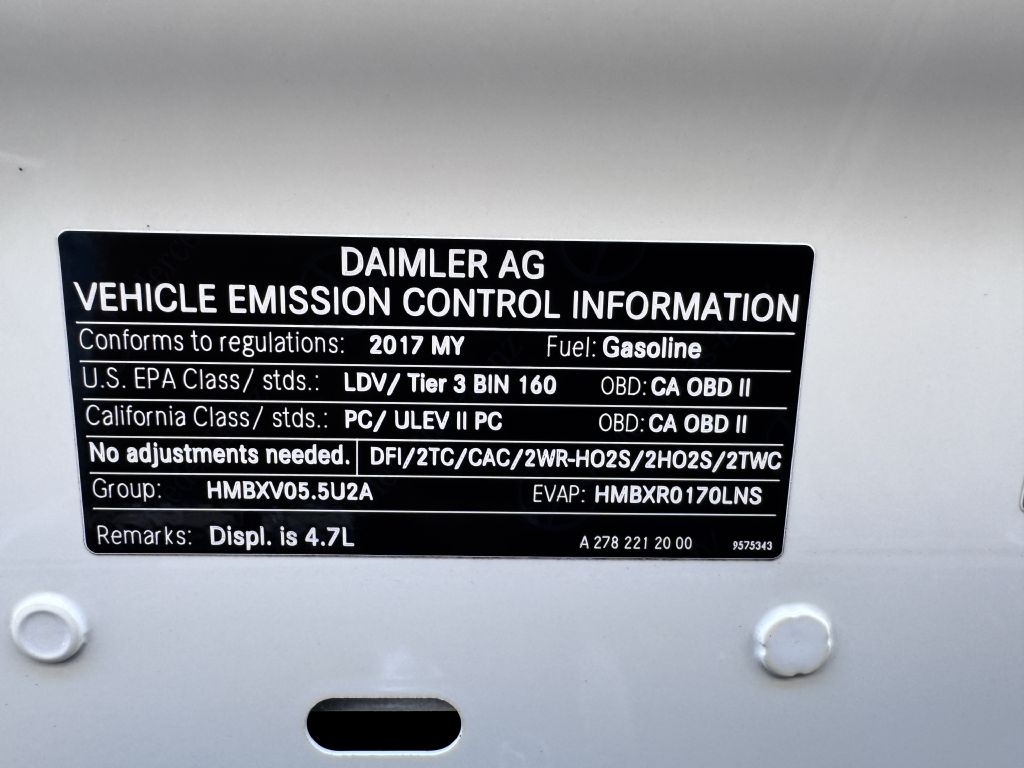 Photo 37 of this MERCEDES-BENZ S-CLASS