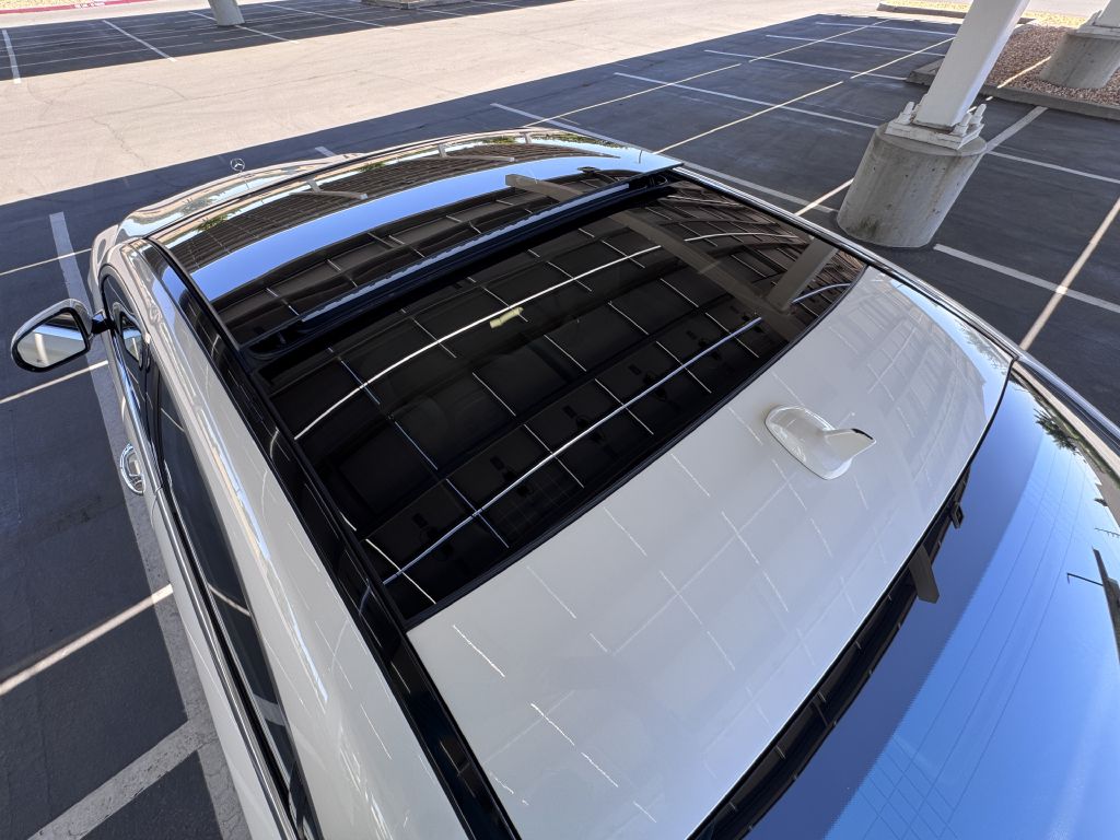 Photo 47 of this MERCEDES-BENZ S-CLASS