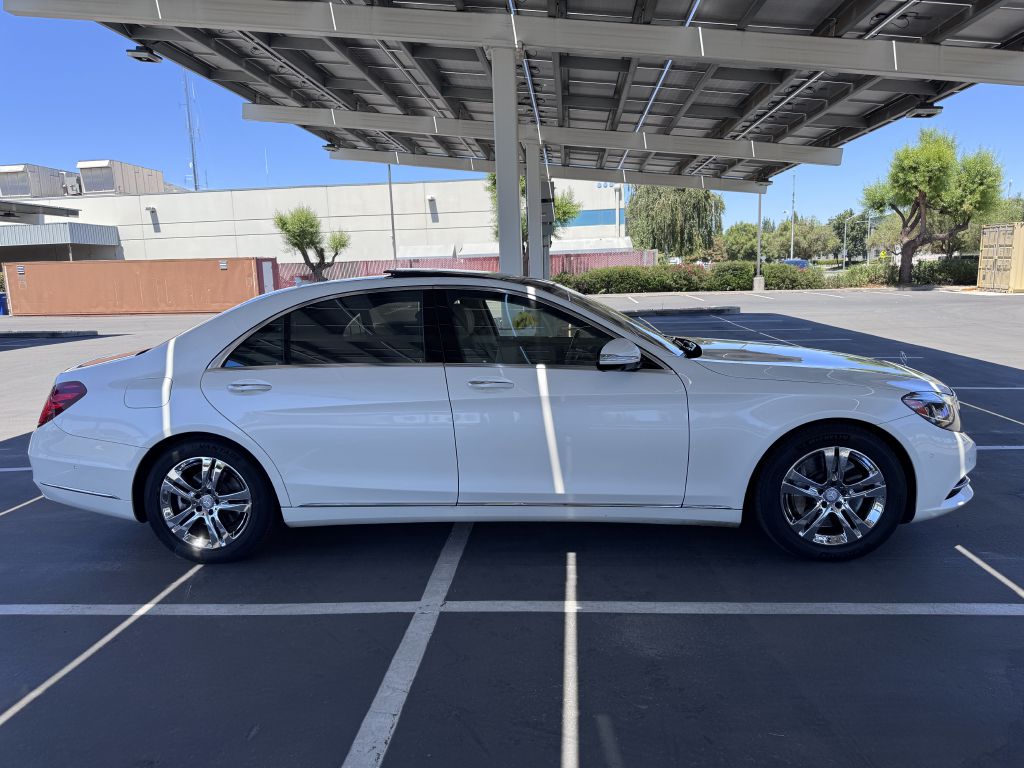 Photo 51 of this MERCEDES-BENZ S-CLASS
