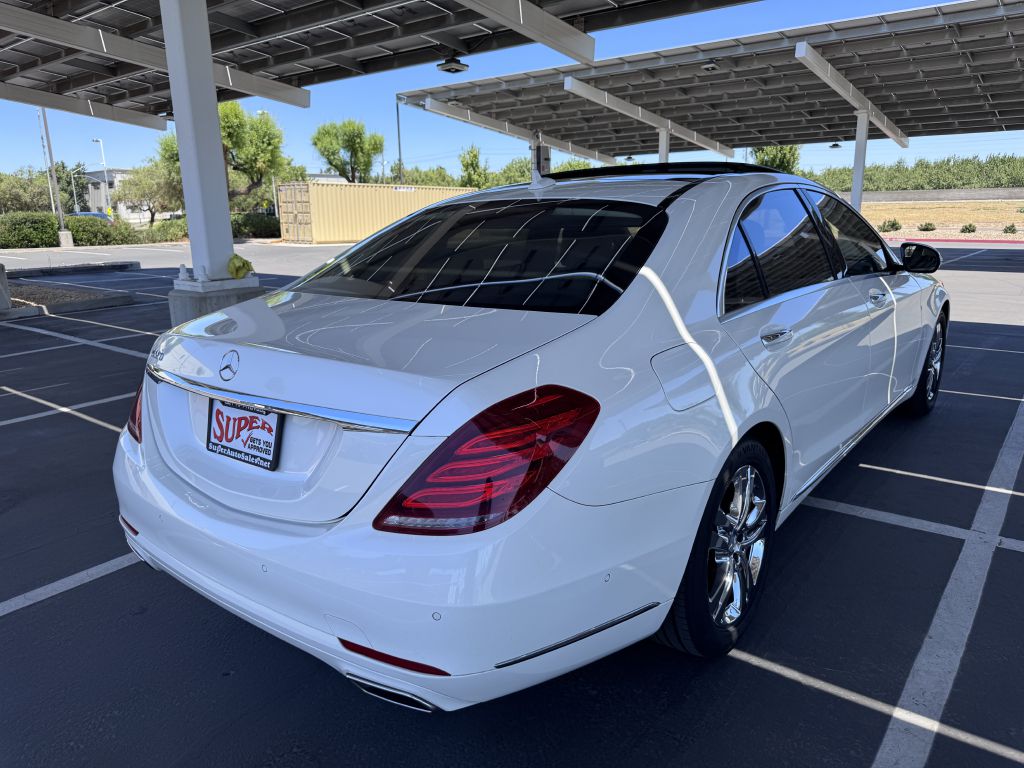Photo 52 of this MERCEDES-BENZ S-CLASS