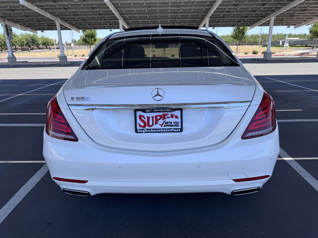 Photo 53 of this MERCEDES-BENZ S-CLASS