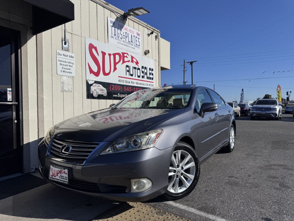 Photo 9 of this LEXUS ES