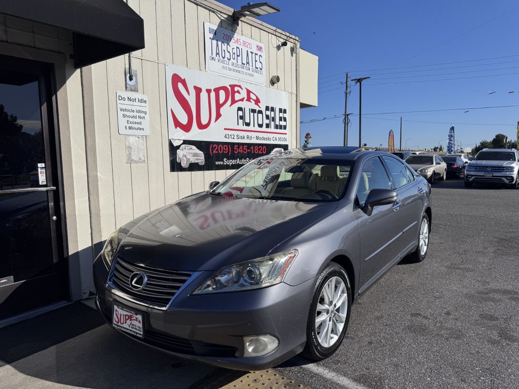Photo 11 of this LEXUS ES