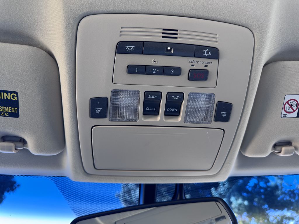 Photo 38 of this LEXUS ES