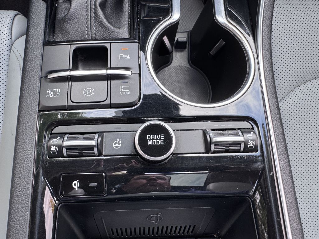 Photo 28 of this KIA K5