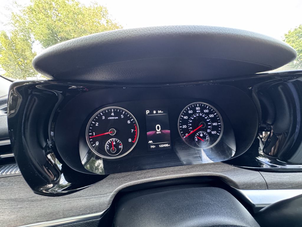 Photo 62 of this KIA K5