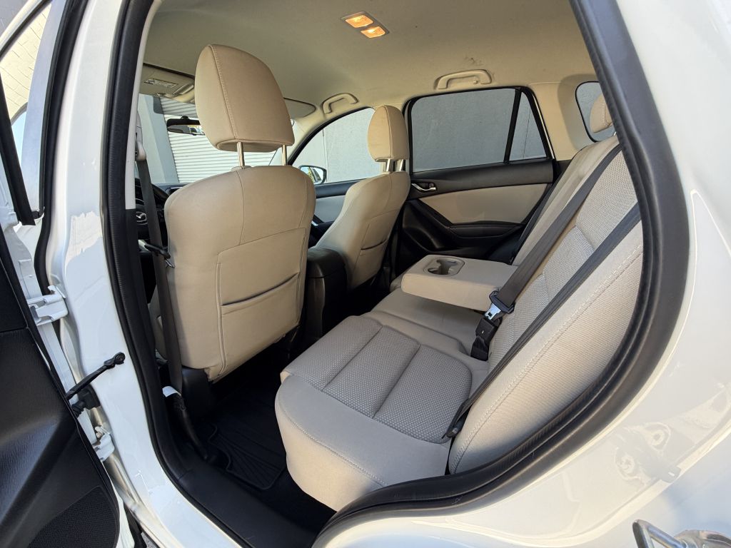 Photo 17 of this MAZDA CX-5