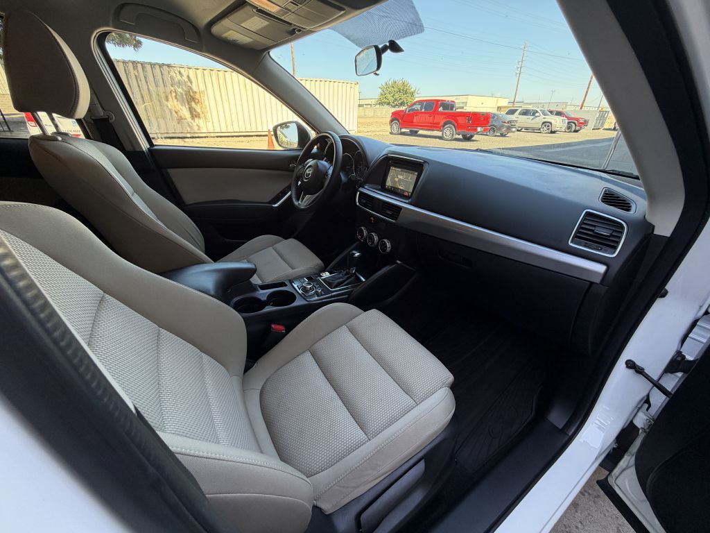 Photo 21 of this MAZDA CX-5