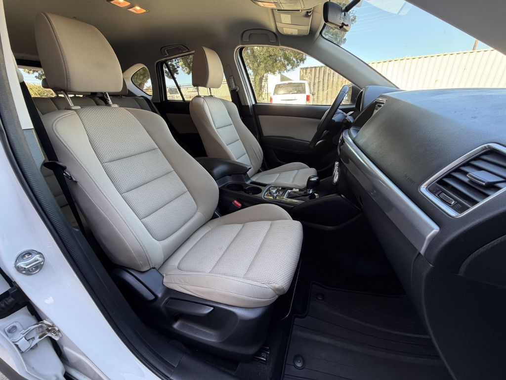 Photo 22 of this MAZDA CX-5