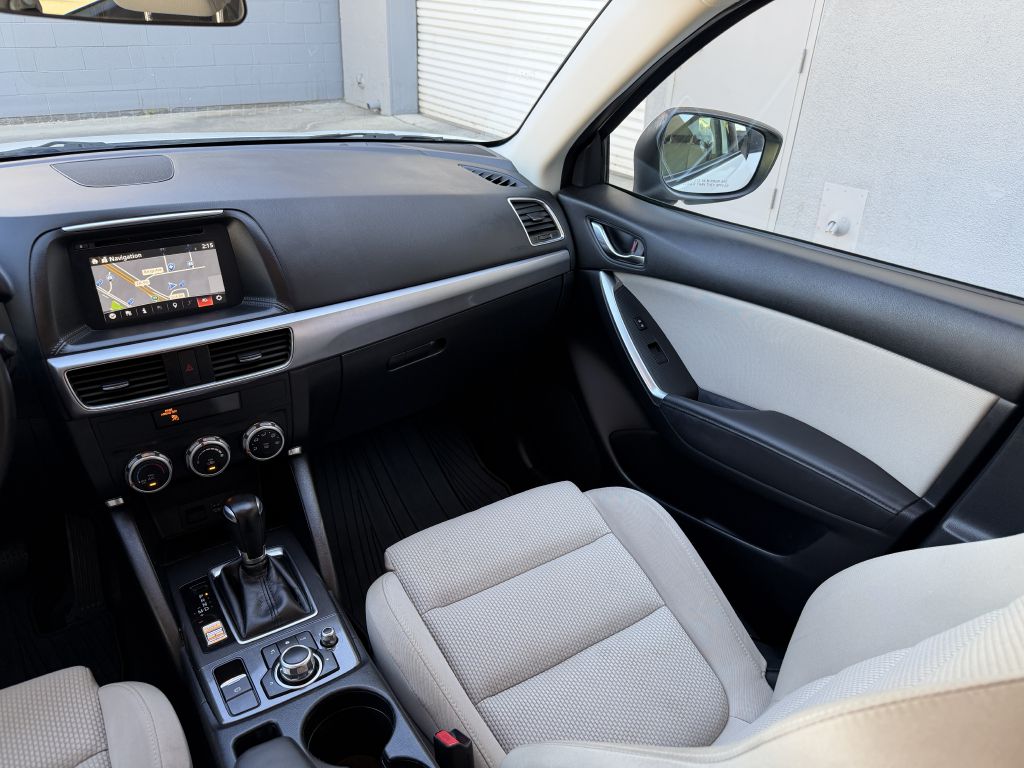 Photo 24 of this MAZDA CX-5