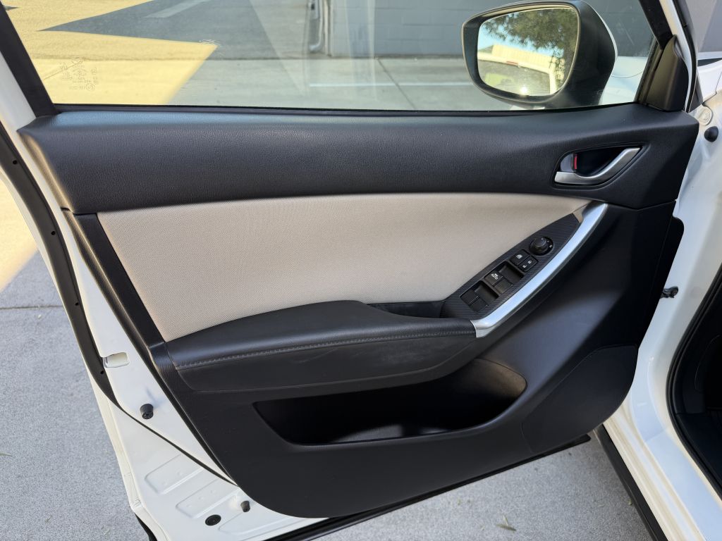Photo 36 of this MAZDA CX-5