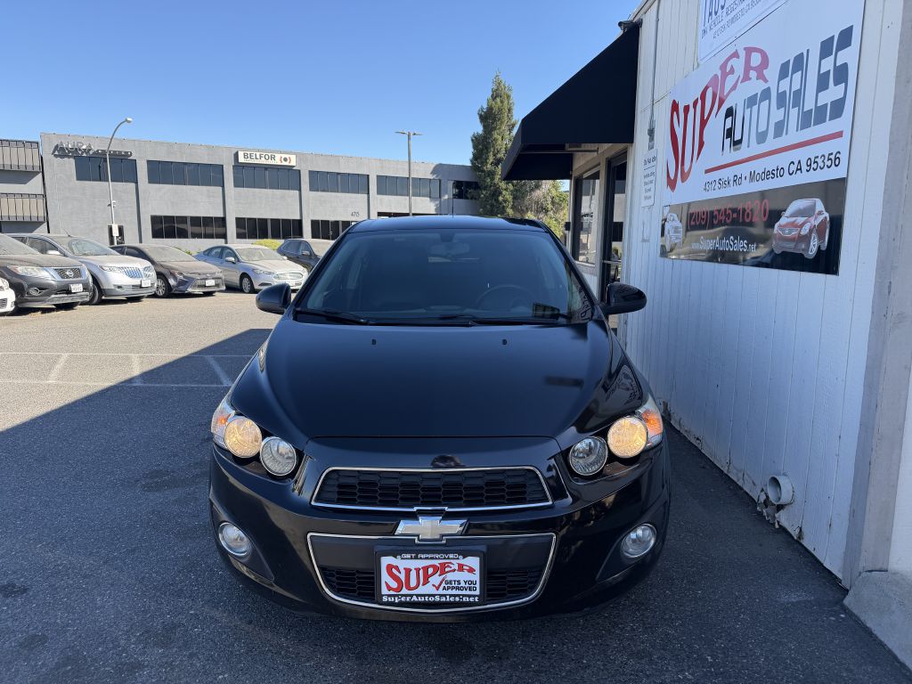 Photo 4 of this CHEVROLET SONIC