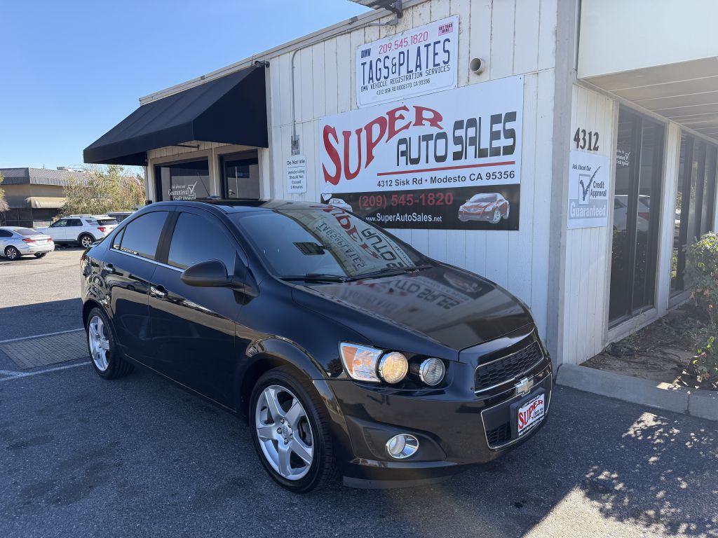 Photo 5 of this CHEVROLET SONIC