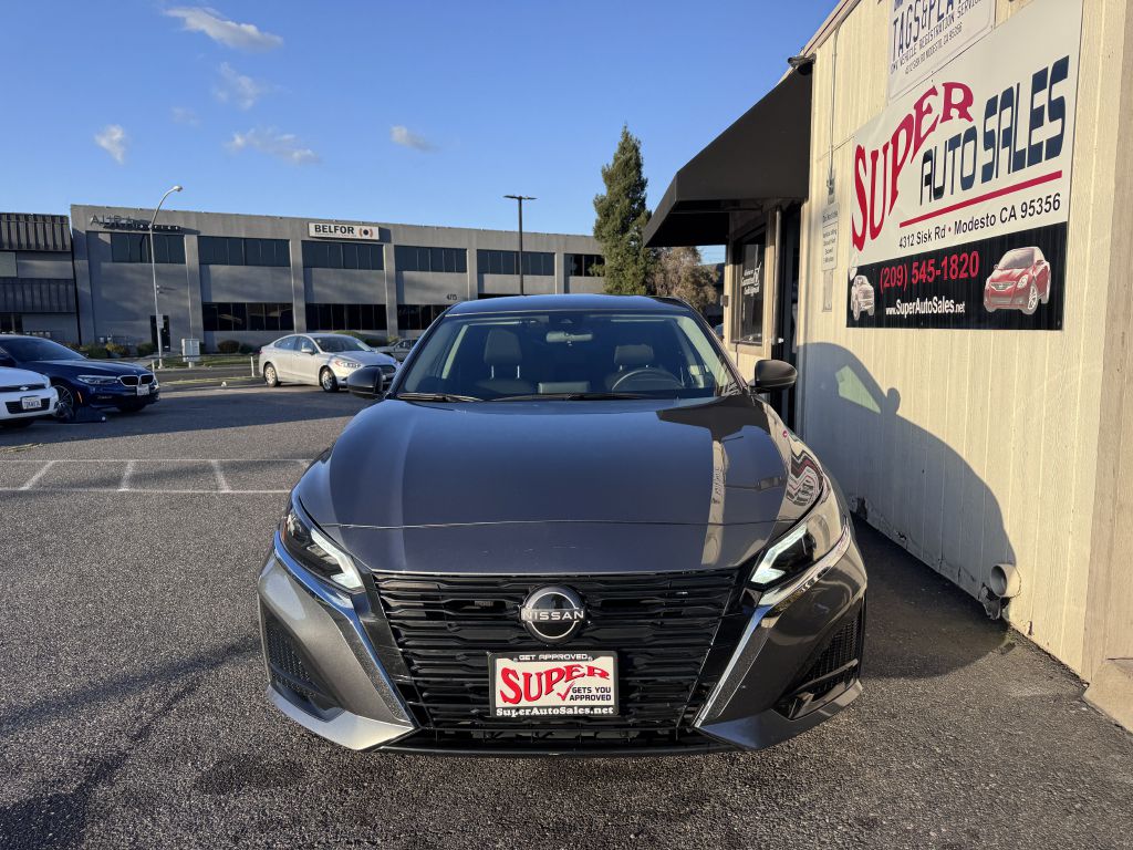 Photo 5 of this NISSAN ALTIMA