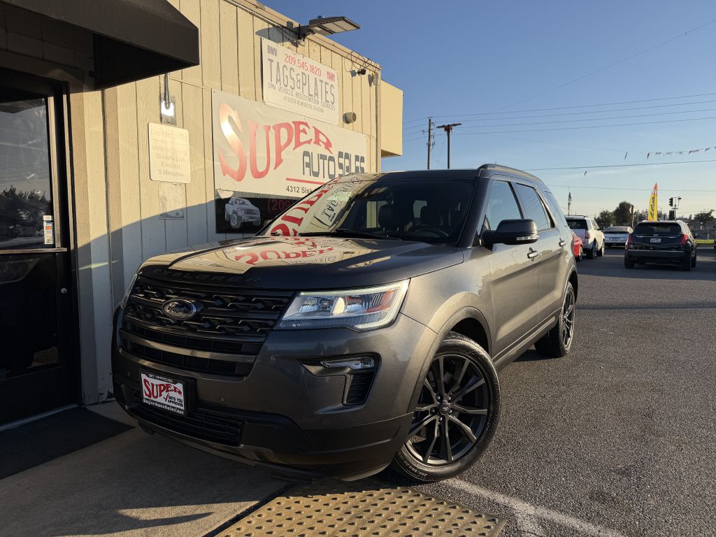 Photo 9 of this FORD EXPLORER