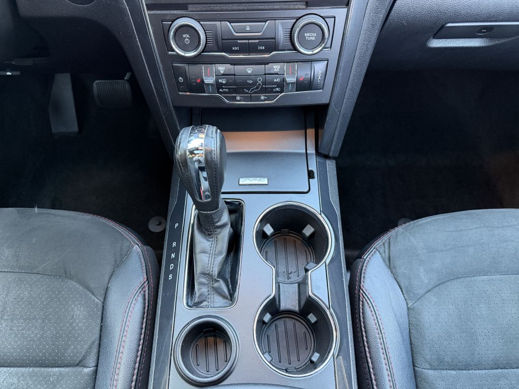 Photo 30 of this FORD EXPLORER
