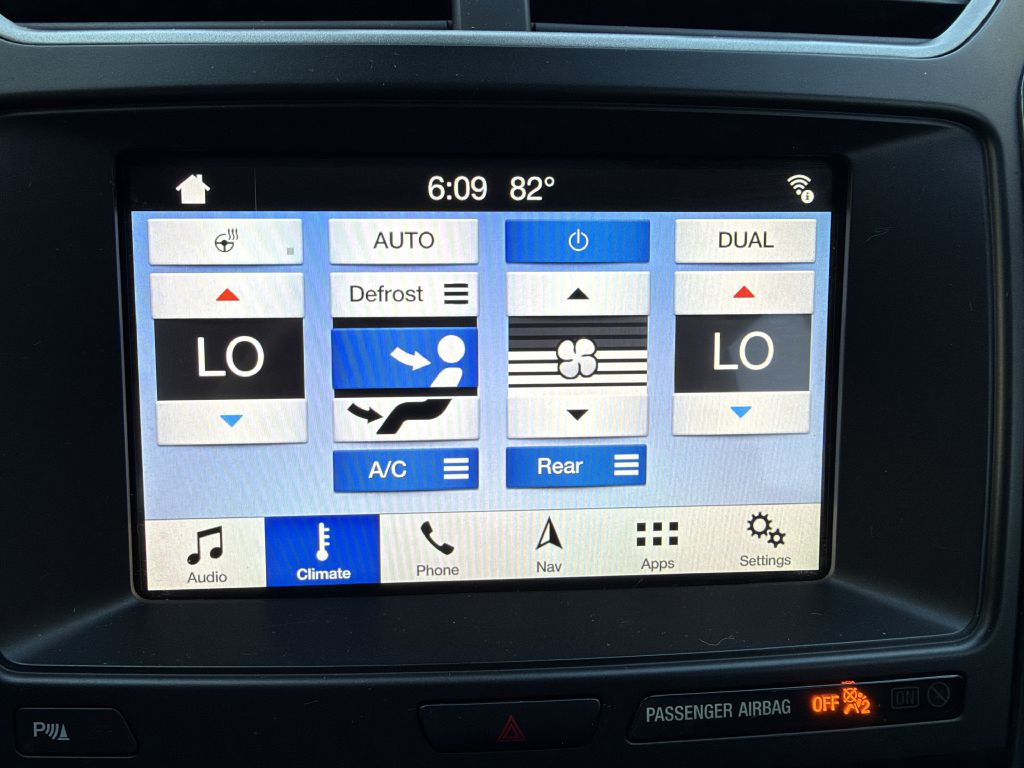 Photo 35 of this FORD EXPLORER