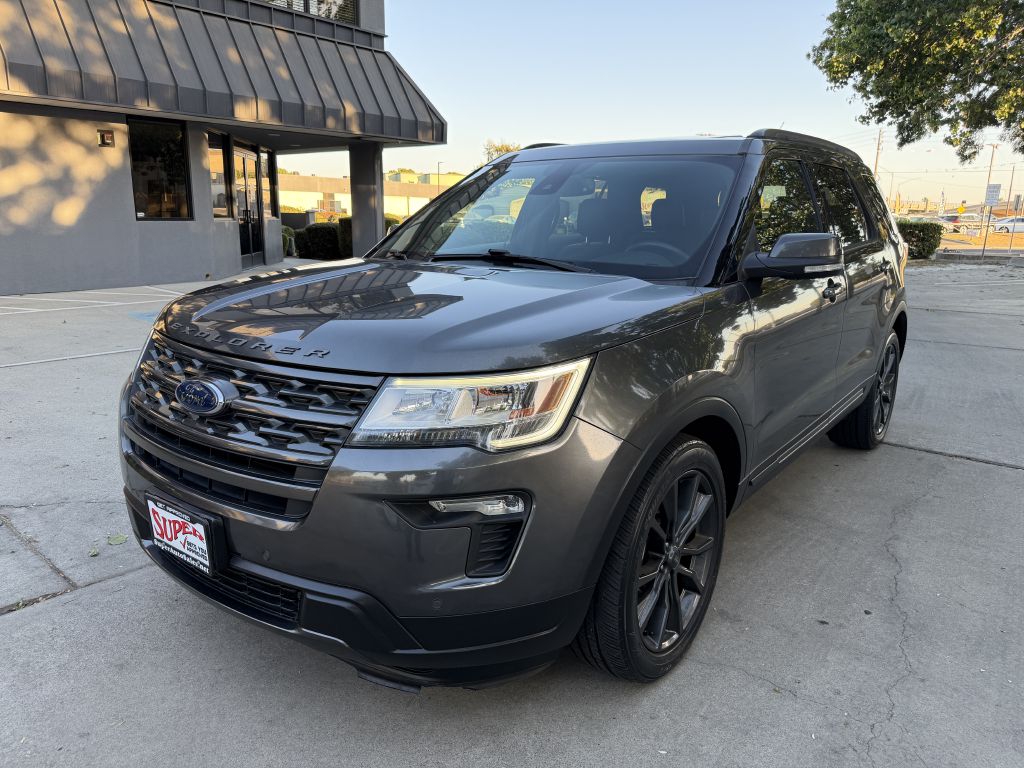 Photo 54 of this FORD EXPLORER