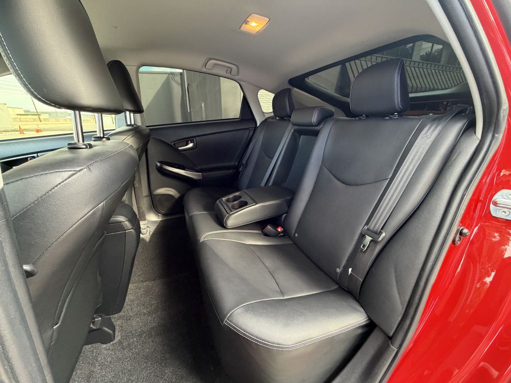 Photo 18 of this TOYOTA PRIUS
