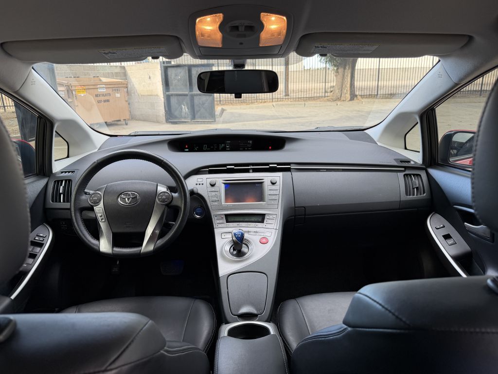 Photo 25 of this TOYOTA PRIUS