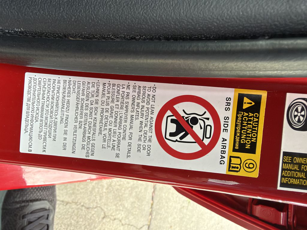 Photo 57 of this TOYOTA PRIUS
