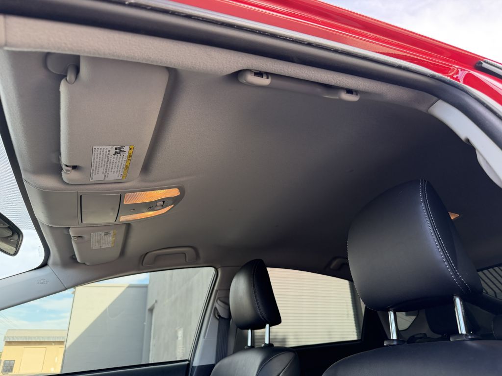 Photo 58 of this TOYOTA PRIUS