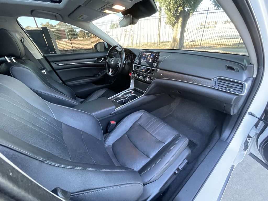 Photo 25 of this HONDA ACCORD