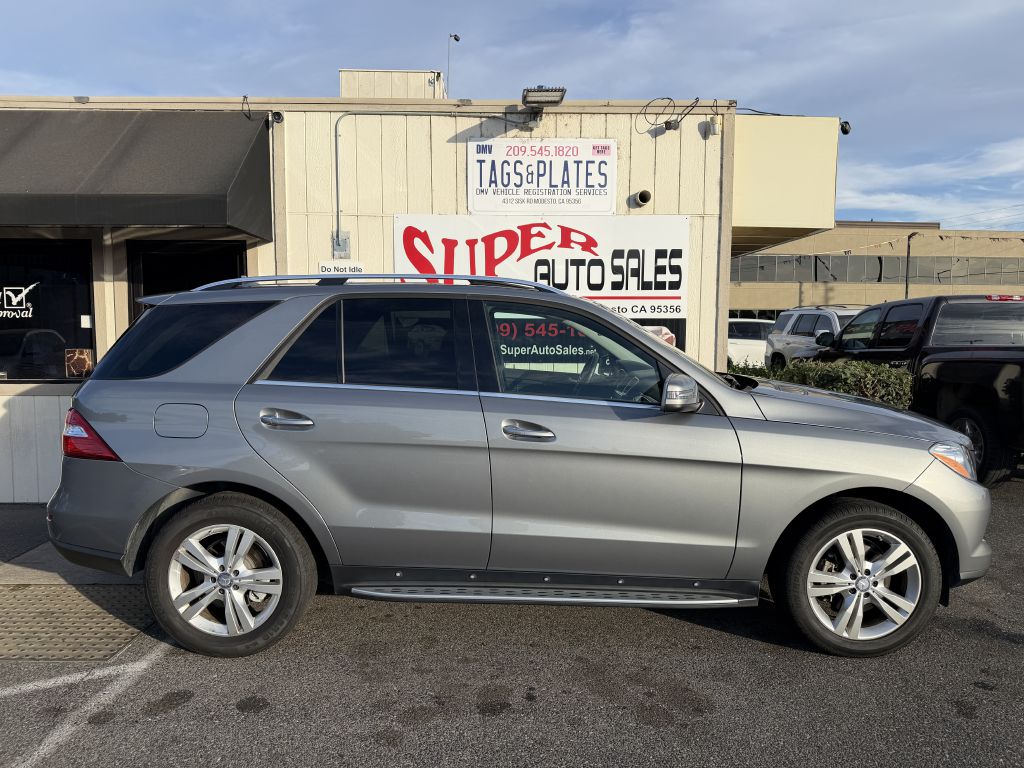 Photo 3 of this MERCEDES-BENZ ML